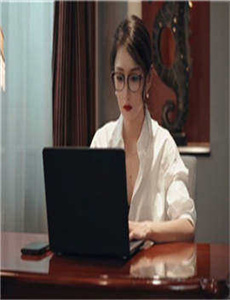 高卢英雄之女王任务